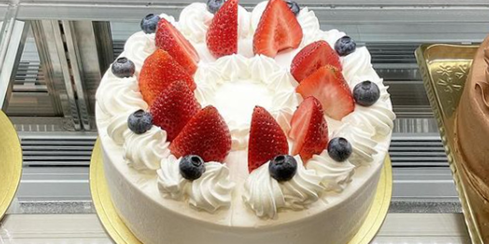 南風堂 株式会社(Bonne Femme ボンファン リウボウ店)【ケーキ屋さんの店内販売スタッフ(那覇市久茂地)【久茂地リウボウ1階／6h or 8h勤務／従業員割引有】】の求人募集画像