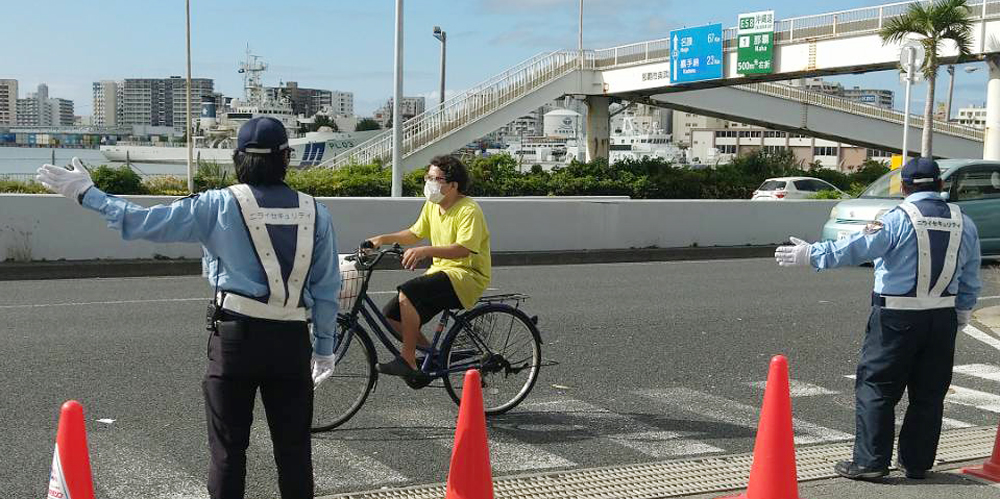 ニライセキュリティ株式会社【交通誘導員(中南部)【正社員登用制度有／教育研修制度有】】の求人募集画像