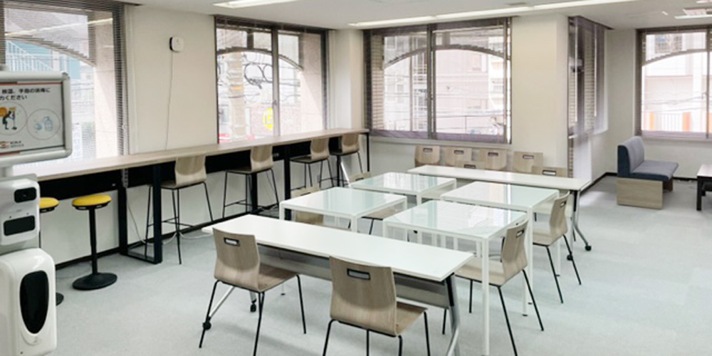 株式会社スカラサービス 那覇久茂地オフィス【健康・美容商品の注文受付業務（短期・長期）（那覇市久茂地）【時給1,300～1,600円／交通費支給】】の求人募集画像
