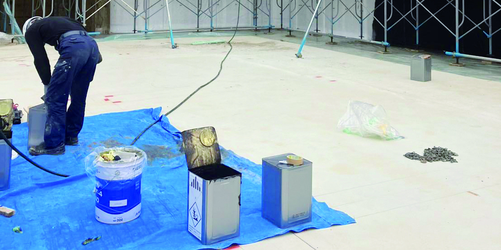 きな防水工業【ウレタン吹付スタッフ(那覇市繁多川)【正社員登用有／未経験歓迎／週休2日～】】の求人募集画像