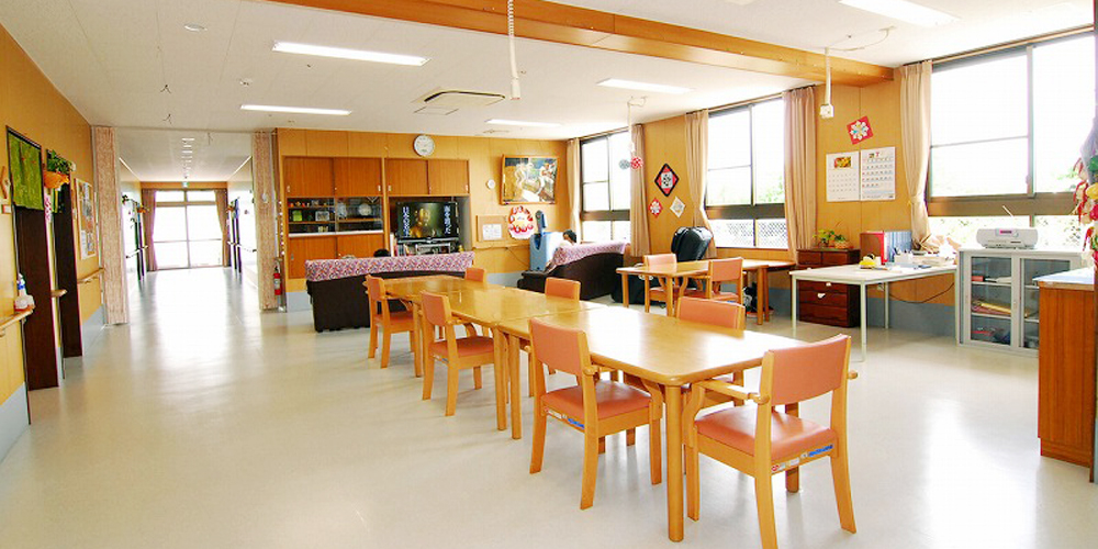 社会福祉法人 明和会【デイ介護スタッフ（良長園）【事前見学OK／未経験・無資格OK】】の求人募集画像