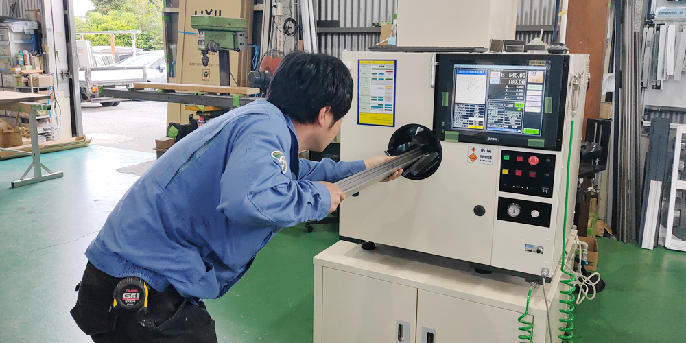 株式会社　創新工業【工場作業員(うるま市)【土日祝お休み／昇給有／無料駐車場有】】の求人募集画像