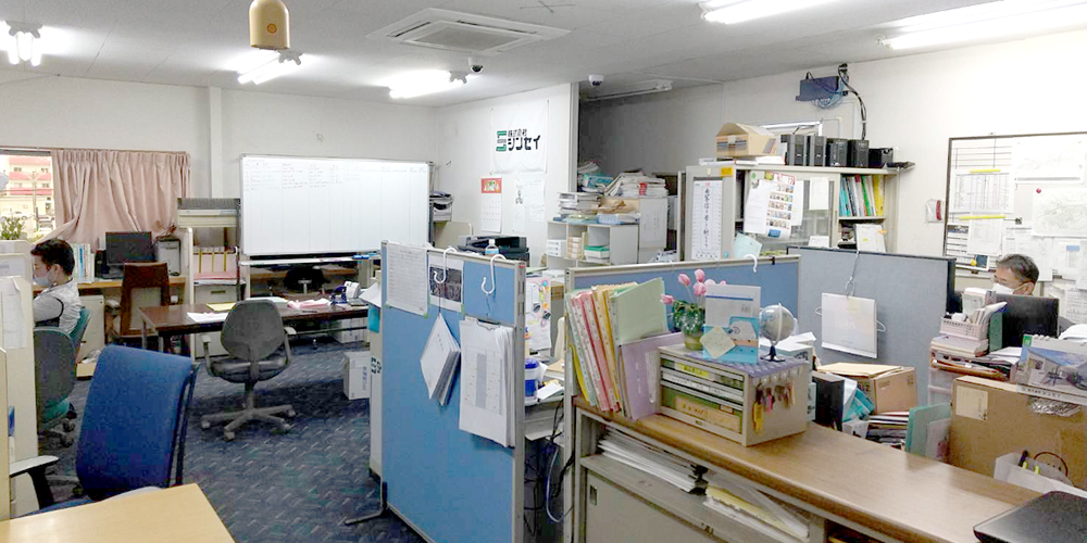 株式会社　シンセイ【製作工員・NC機械オペレーター【土日休／月給18万円～／交通費支給】】の求人募集画像