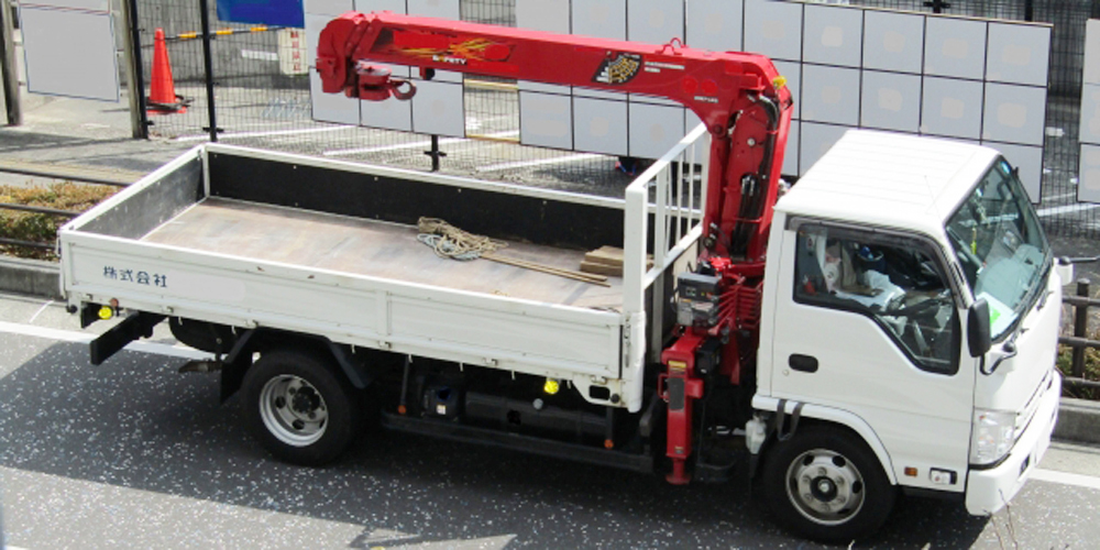 石川重機【セルフユニック運転手（西原町）【残業手当支給／駐車場有り／給与時間帯相談可】】の求人募集画像