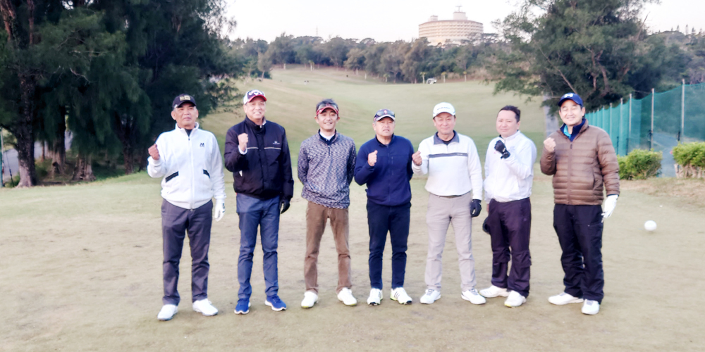 沖縄郵便逓送株式会社【郵便物のルート配送(4t)(那覇市壺川)【中型運転免許取得支援有/交通費有/社員登用有】】の求人募集画像