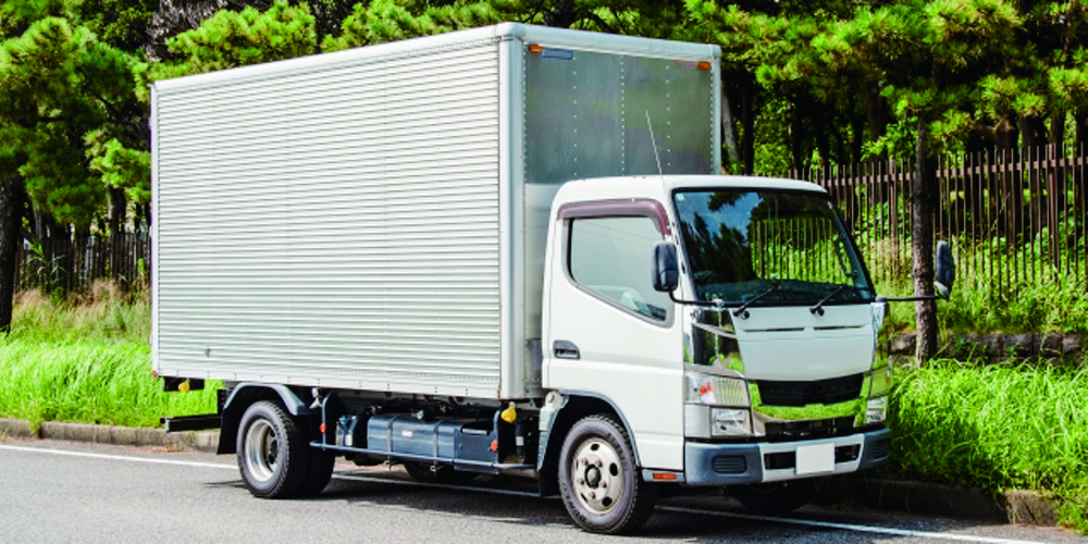 牧港商事 株式会社【トラック運転手兼作業員(南風原・糸満)【月給24万円~/賞与年2回/無料駐車場有】】の求人募集画像