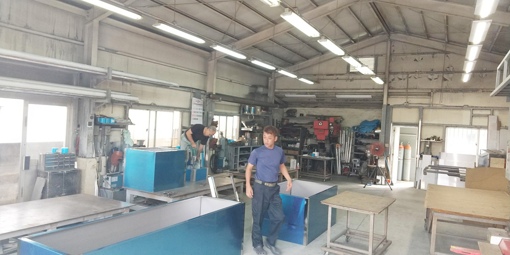 有限会社　藤ステンレス工業【ステンレス工員(男女)(浦添市)【資格不問／土日祝お休み／短時間勤務可／職場見学OK／未経験者大歓迎】】の求人募集画像