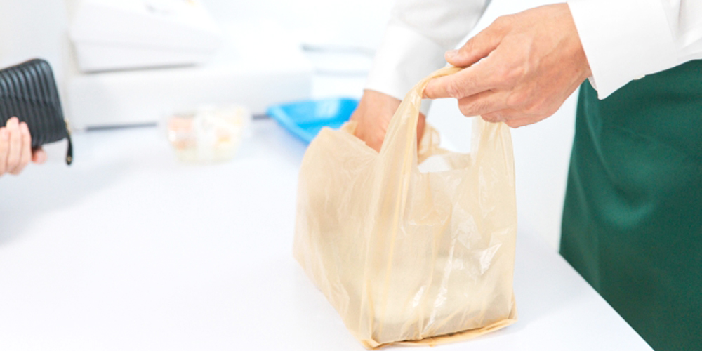 ファミリーマート 浦添にしばる店【コンビニスタッフ(浦添市)【週2日勤務/食事補助有り/駐車場有】】の求人募集画像