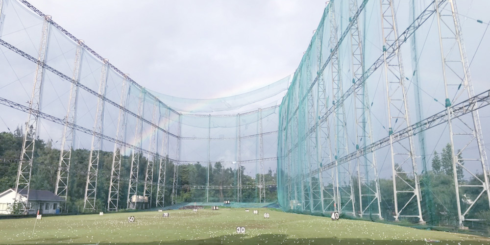 東海ゴルフ練習場【ゴルフ練習場のフロント受付（男女）【主婦(夫)歓迎／学歴不問／ゴルフ練習代無料】】の求人募集画像