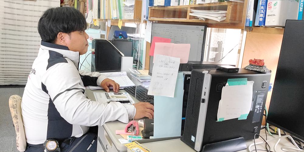 株式会社　若狭サービス社【リフォームのルート営業スタッフ（那覇市安謝）【未経験OK／残業ほぼなし／有給取得率80％】】の求人募集画像