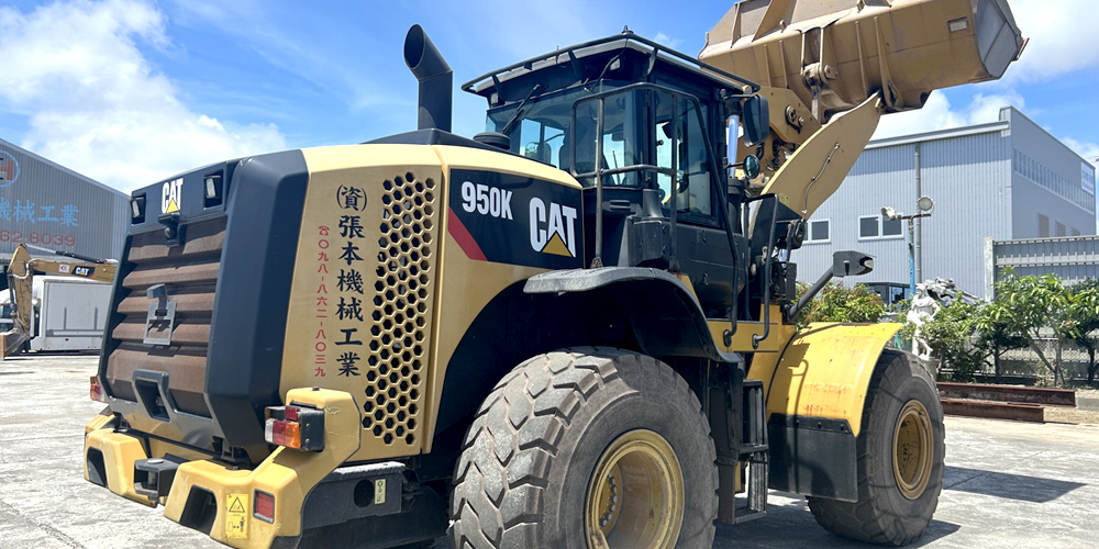 合資会社 張本機械工業【10tダンプ運転手（浦添市）【普通免許OK／資格取得全額会社負担／賞与年2回】】の求人募集画像