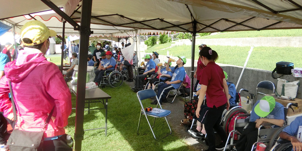 沖縄コロニーセンター【介護員スタッフ（浦添市）【賞与年2回／有休取得率80%以上／無資格・未経験OK】】の求人募集画像