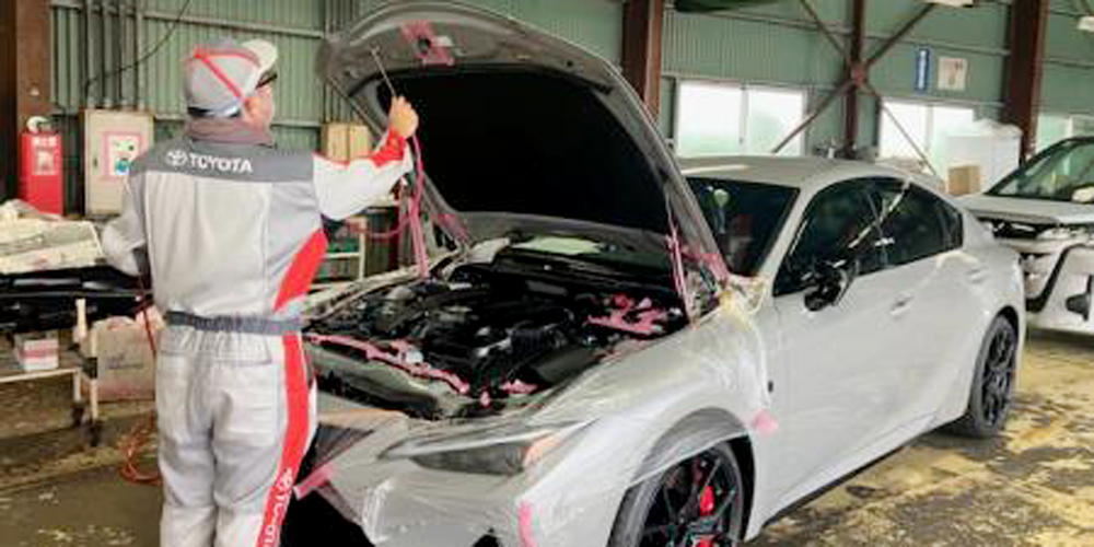 株式会社 OTM 【自動車整備(防錆)及び洗車スタッフ(浦添市)【正社員登用有/商品割引制度有/週休2日制】】の求人募集画像