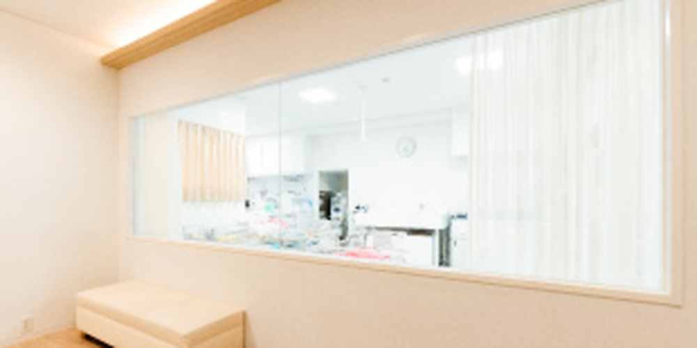 医療法人 祐の会 友利産婦人科【産科ケアアシスタント(那覇市国場)【週休2日／無料駐車場有／各種手当】】の求人募集画像