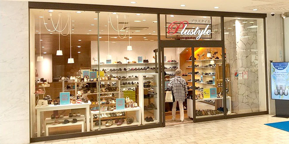 沖縄月星 株式会社【婦人靴の販売スタッフ（那覇市久茂地）【未経験OK／週2～3日休み】】の求人募集画像