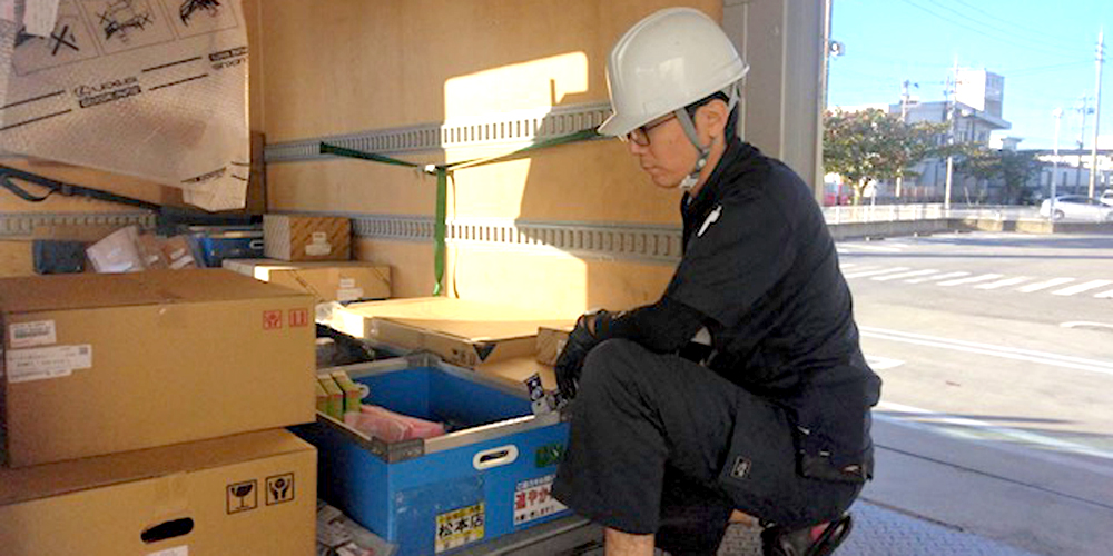 株式会社　ＯＴＭ　【部品輸送ドライバー(トラック運転手)(糸満市)【正社員登用有／商品割引制度】】の求人募集画像