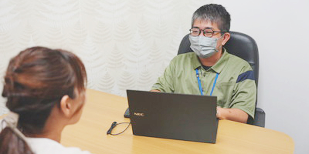 株式会社 あかね会（在宅総合ケアセンターいとまん）【介護支援専門員（ケアマネジャー）（糸満市）【リモートワーク相談可／交通費支給／昇給・賞与有】】の求人募集画像