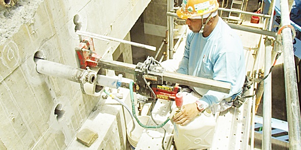 有限会社　与儀技建【建設現場の作業スタッフ（宜野湾市）【未経験者歓迎／ワークライフバランス／作業着支給】】の求人募集画像