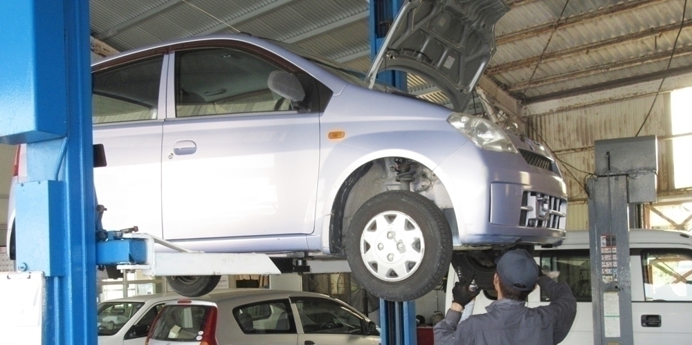 合資会社 牧港オートサービス【一般事務（整備工場の受付・伝票処理）（浦添市）【残業なし／無料駐車場有／未経験可】】の求人募集画像