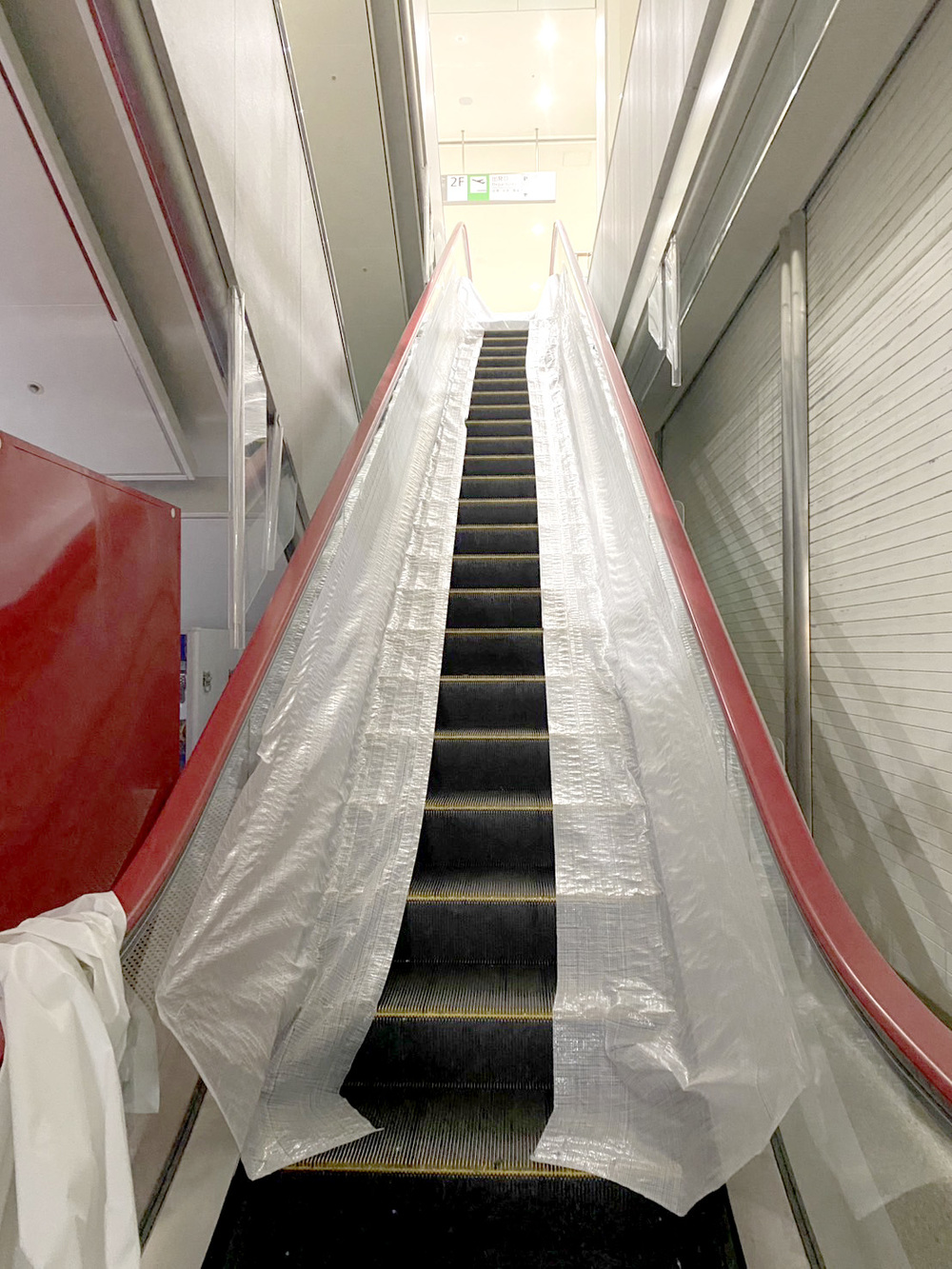 有限会社　沖昇トラスト【エレベーター・エスカレーター設置の工事スタッフ（西原町）【未経験歓迎／土日休み／資格取得支援】】の求人募集画像