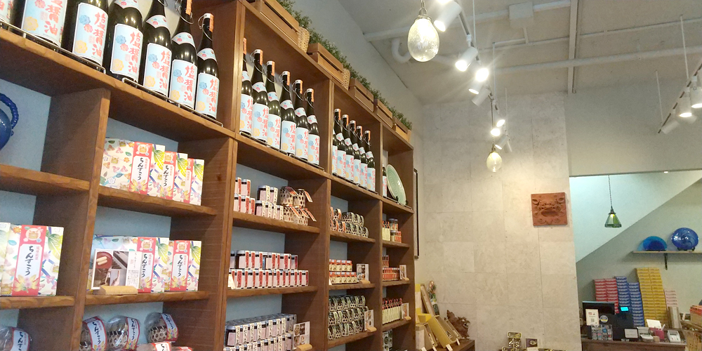 琉球醤油屋 国際通り松尾店【国際通りお土産販売（フルタイム）(那覇市松尾)【交通費／時給1,130円／1週間毎のシフト作成】】の求人募集画像