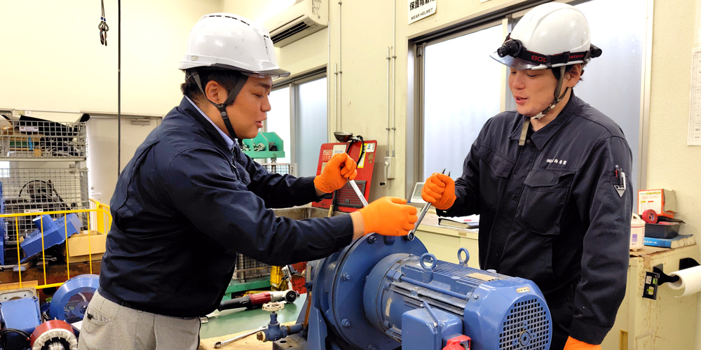 株式会社 長嶺産業【工場用機械のメンテナンス(見習い)(南城市)【土日祝休み/年間休日126日/賞与5.5ヶ月】】の求人募集画像